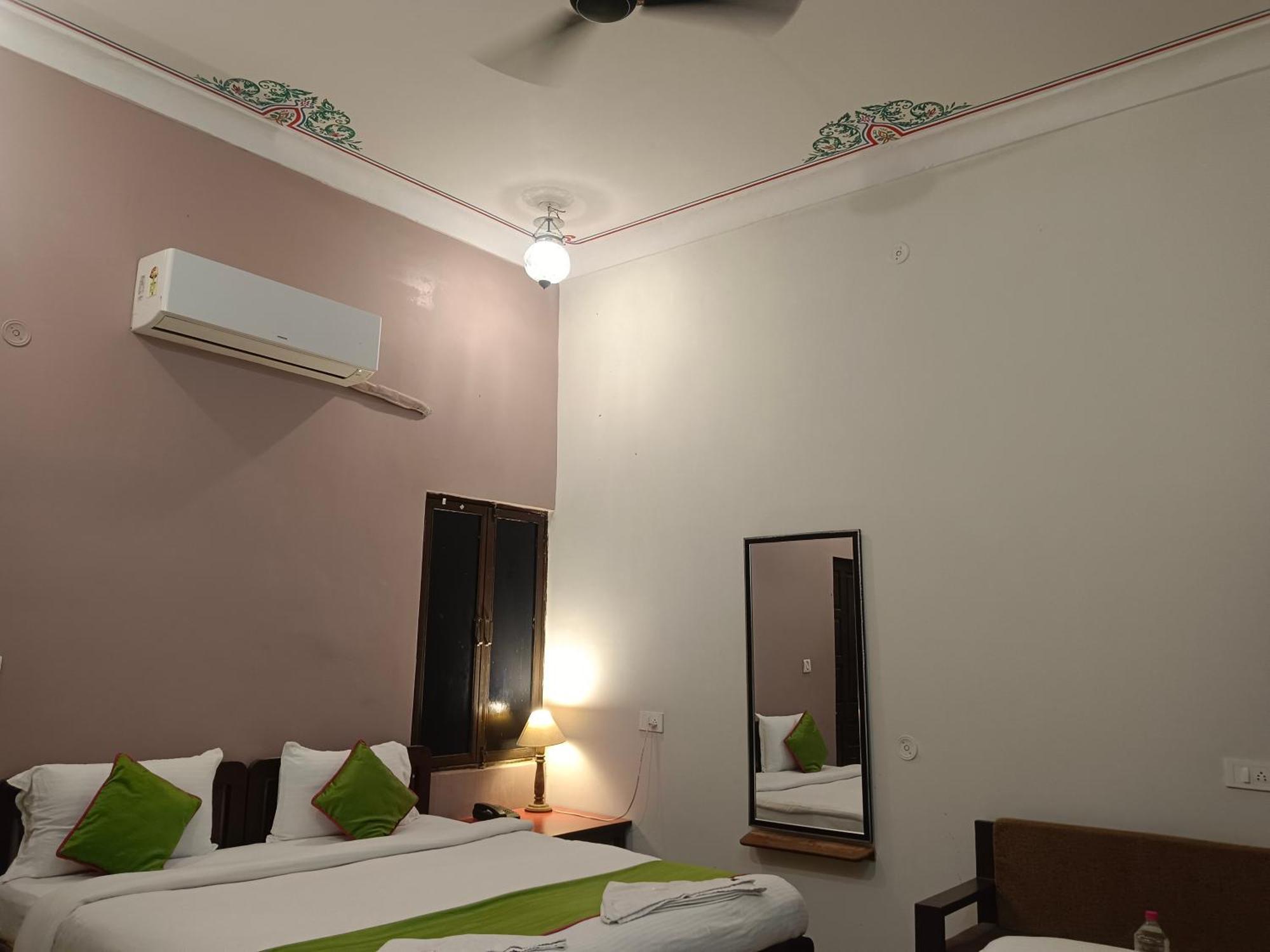 Hotel Mewad Haveli Pushkar Buitenkant foto