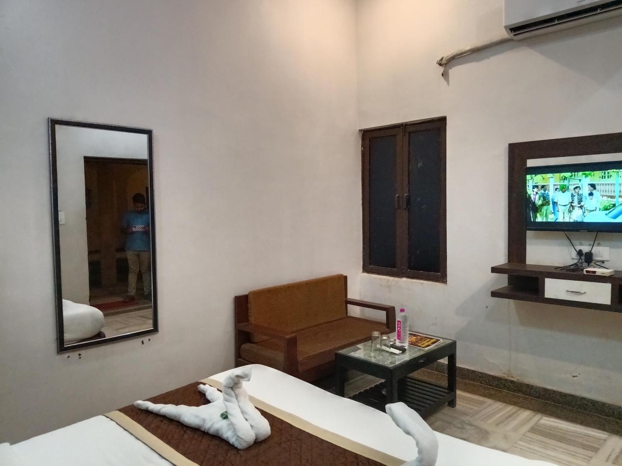 Hotel Mewad Haveli Pushkar Buitenkant foto